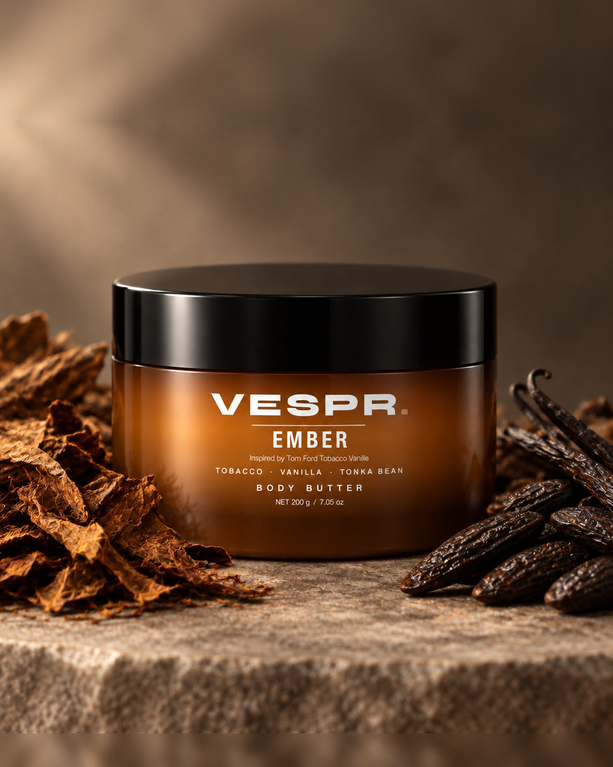 VESPR EMBER with tobacco leaf, vanilla pods and tonka beans